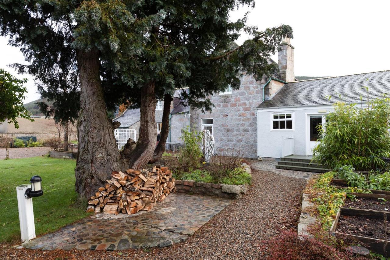 Schoolhouse Bed & Breakfast Ballater Bagian luar foto