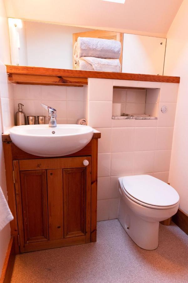 Schoolhouse Bed & Breakfast Ballater Bagian luar foto