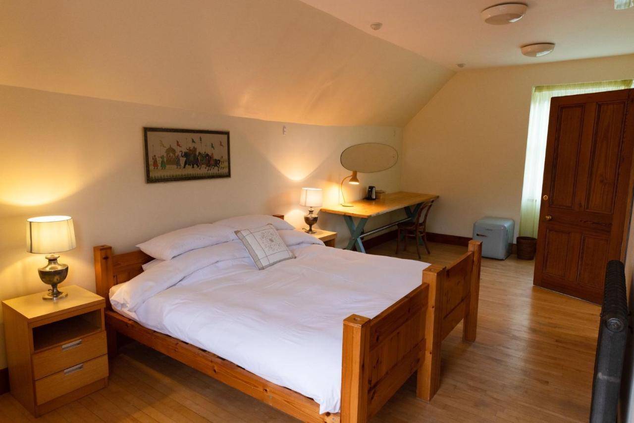 Schoolhouse Bed & Breakfast Ballater Bagian luar foto