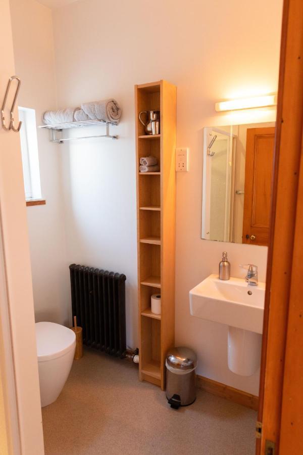 Schoolhouse Bed & Breakfast Ballater Bagian luar foto